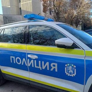 Хванаха пиян 20-годишен зад волана на откраднат „Фолксваген Голф“