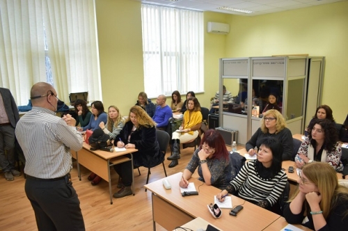 Професор от Германия обучава наши специалисти