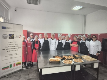 Â ÏÃÒÐ ïðåäñòàâèõà õðàíèòåëíà åòèêà çà ëèäåðè â ðåñòîðàíòüîðñòâîòî