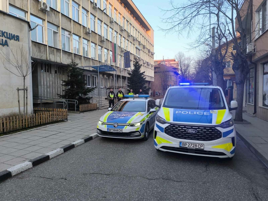 Ñëóæèòåëè íà ÌÂÐ-Âðàöà ïî÷åòîõà ïîëèöàèòå, çàãóáèëè æèâîòà ñè ïî âðåìå íà ðàáîòà