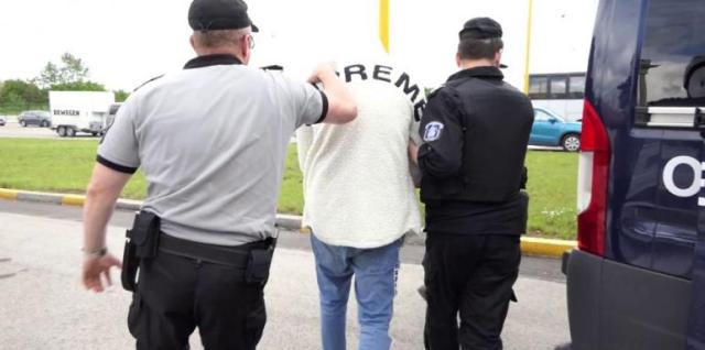 Разбиха група ало измамници