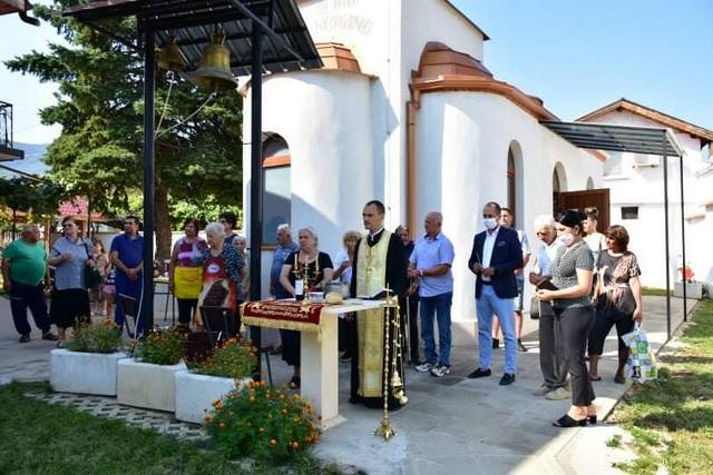 Със Света Литургия отбелязаха празника на кв. “Кулата”