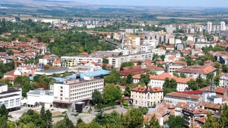 Нов дебат за по-скъпи билети и забавачки се разгаря във Враца