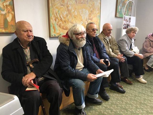 Медици от Враца почетоха будител с научни постижения