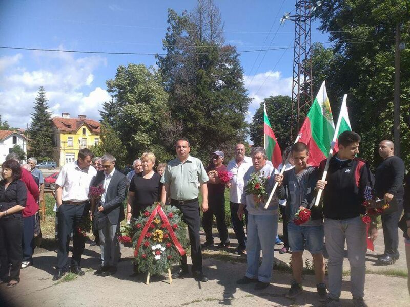 Патриоти от Криводол почетоха паметта на Христо Ботев