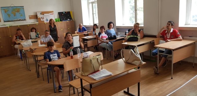 Връчиха дипломите на преквалифицирали се безработни