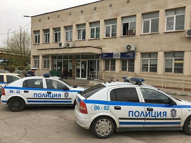 КАТ спира временно работа