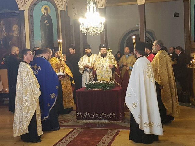 С архиерейска литургия бе отбелязана годишнина на митрополитски храм