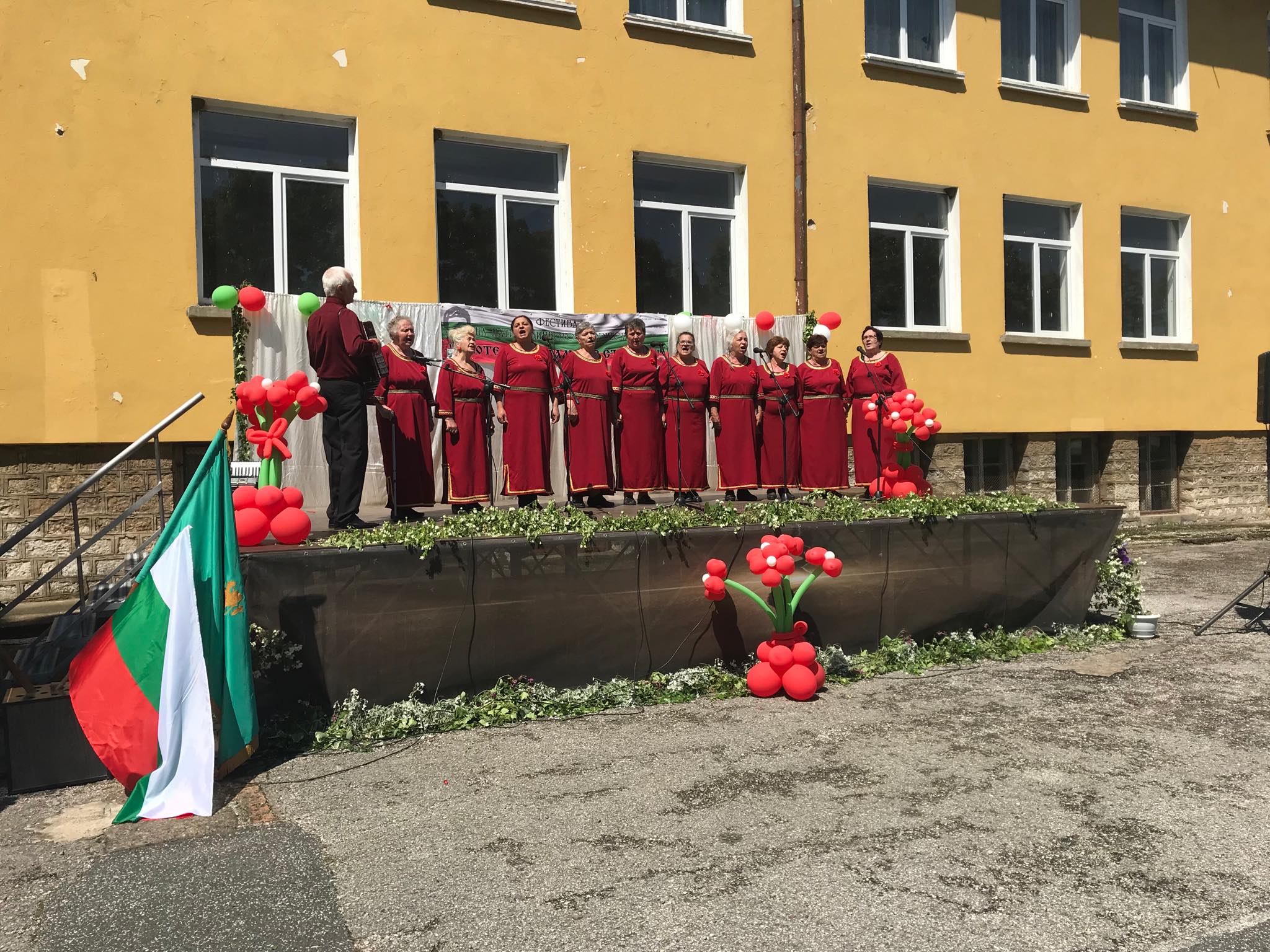 Над 300 участници на първи патриотичен фестивал в Паволче