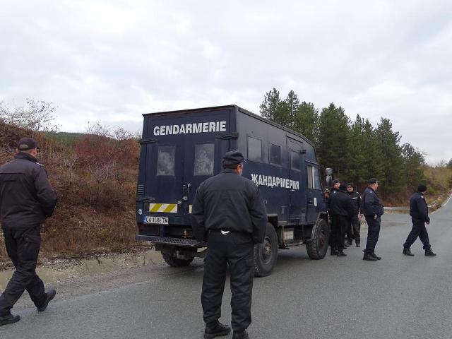 Жандармеристи в акция срещу нарушителите