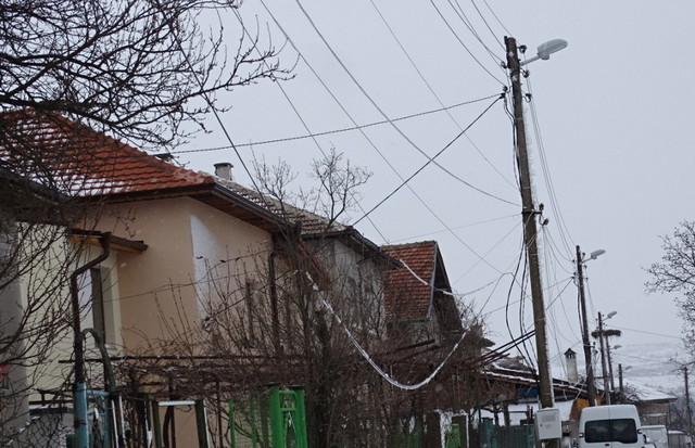 Села останаха без ток
