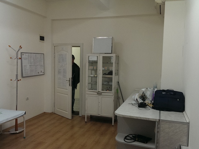 Лекари подписват пациенти и източват Касата