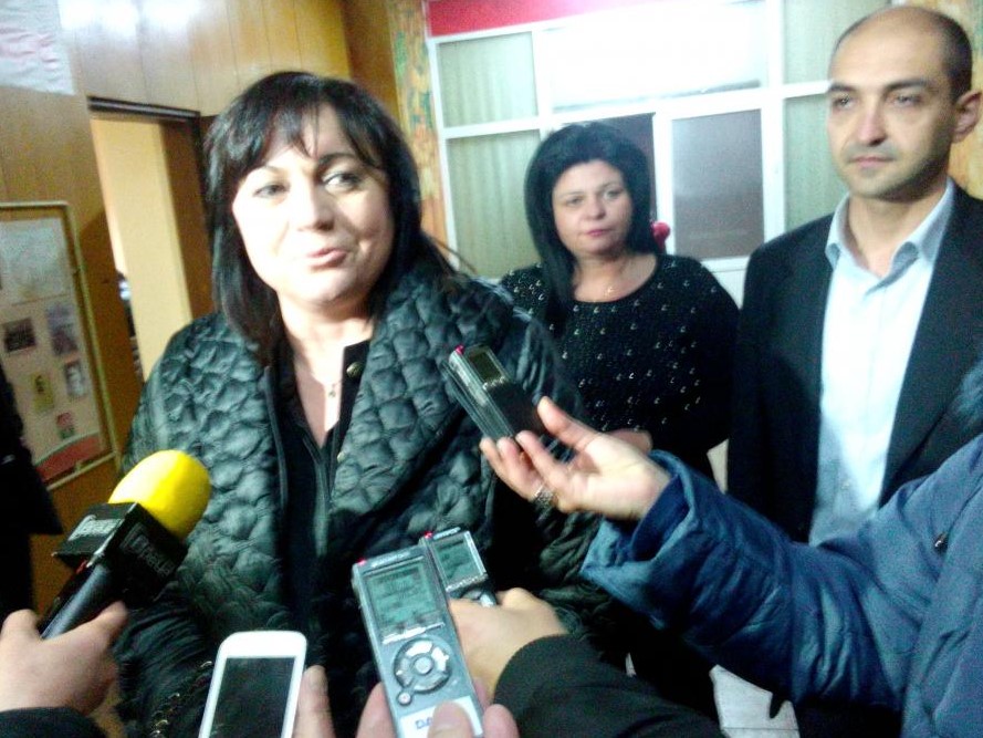 Корнелия Нинова във Враца: Северозападът не е приоритет на правителството