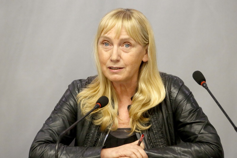 Елена Йончева ще посети Враца, Бяла Слатина и Мездра