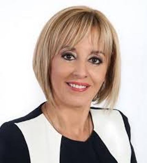 Мая Манолова пристига във Враца
