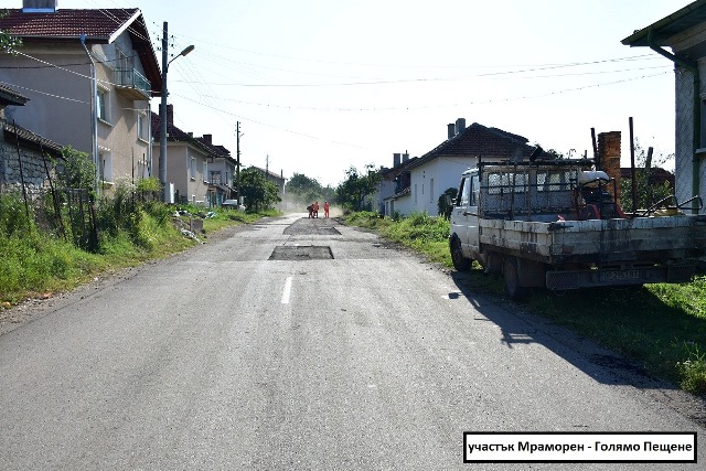 Ударно асфалтират улиците във врачанските села