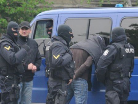 Крият афганистанци в Лесура, МВР разби групата
