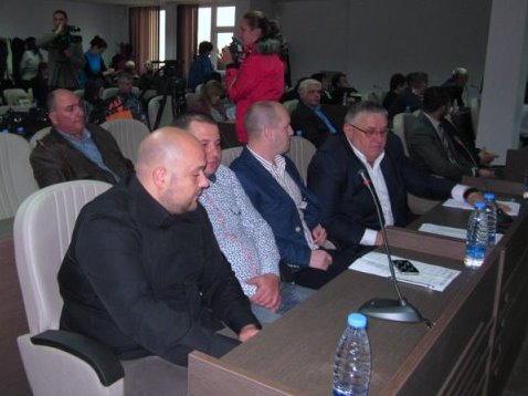 Правали се превратът в Общинския съвет на Враца