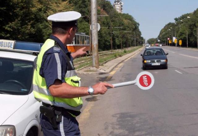 Шофьорите на изпит след 4 неправилни изпреварвания
