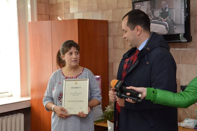 Каменов дари лични пари за първото бебе на Враца