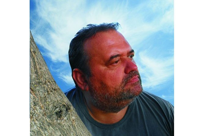 Николай Дойнов представя поетична книга във Враца
