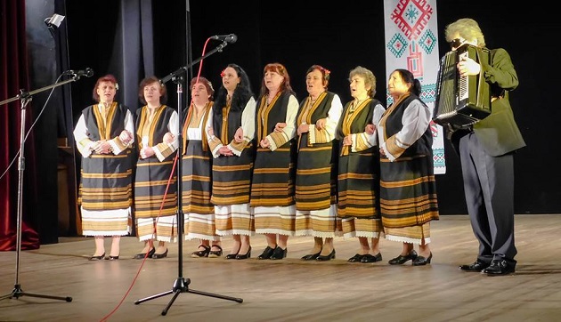 Стотици гости и участници събра Великденски събор в Роман