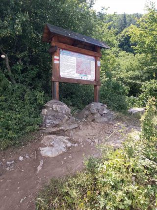 Направиха ремонт на еко пътека Боров камък
