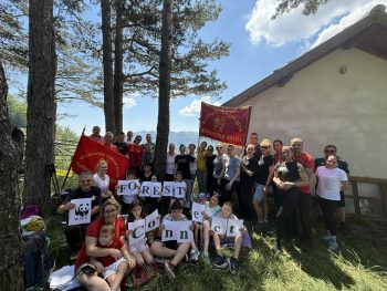 Хоротропци проведоха поход „По дирите на едрите хищници“