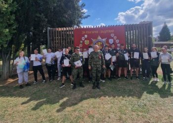 Врачански ученици са вицешампиони на военно-приложно състезание