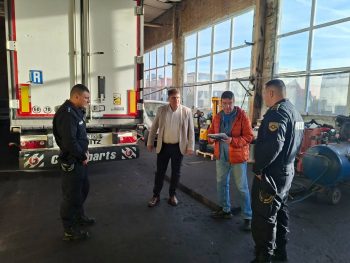 Машините за гласуване пристигнаха във Враца