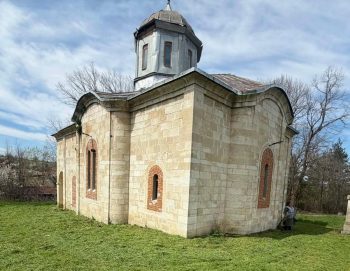 Кметството в Осен стартира дарителска кампания за ремонт на храма