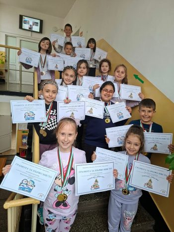 Врачански ученици с призови места на национално състезание