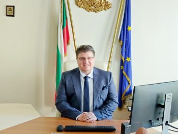 Врачанският губернатор поема казуса с разрушеният Ботев път