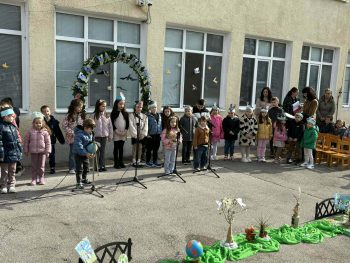 Детска градина „Славейче“ отбеляза Международния ден на птиците