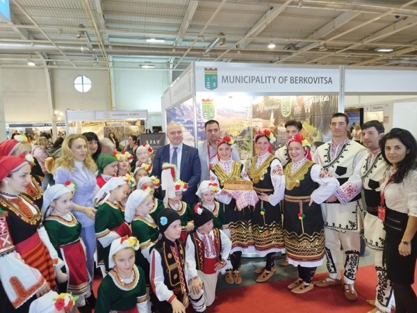 Впечатляващо участие на Берковица на голям туристически форум