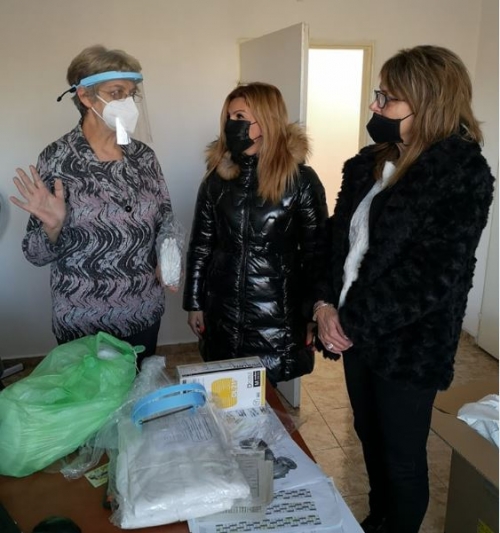 Община Мездра с дарение за болницата