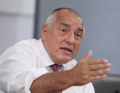 Борисов спря ваксинирането с „Астра Зенека“