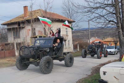 С авто-мото шествие в Моравица отбелязаха Освобождението на България