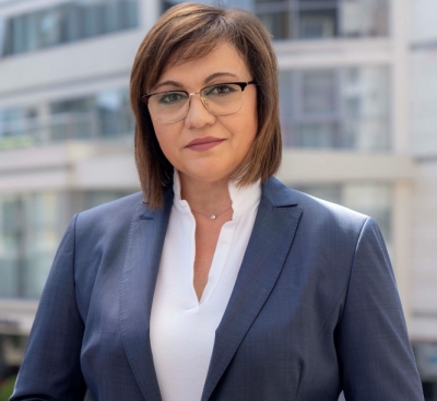 Нинова подкрепи думите на Радев: Моментът е важен и масовото гласуване е ключово за промяната