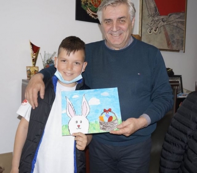 Дариха кмет с тематична рисунка