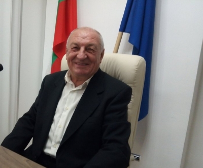 Губернатор алармира за схеми с държавни служители във Враца