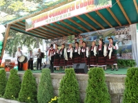 Ботунските славеи пяха в Чупрене Група за автентичен и обработен фолклор 