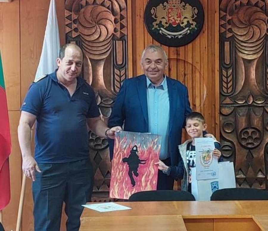 Кмет награди победители в конкурс