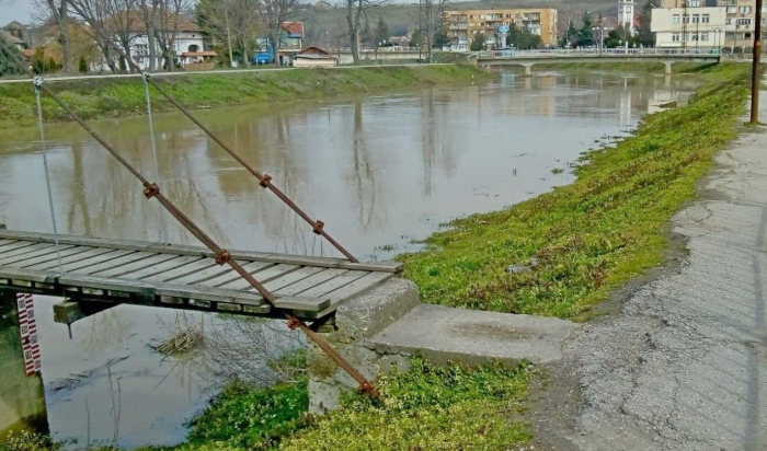 Вдигна се нивото на река Скът в Мизия