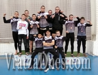 5 републикански шампиона и 15 медала за белослатинските сумисти