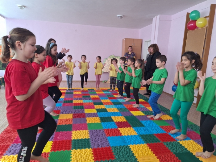 Малчугани и учители с интересно събитие в Бяла Слатина