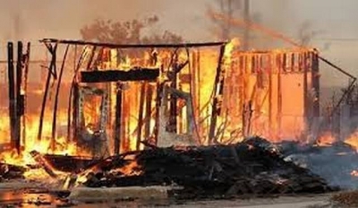 Горя постройка във Врачанско