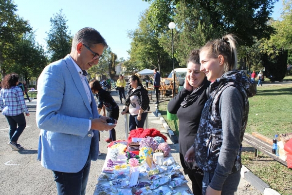 Фестивал на местните продукти и занаяти организира МИГ-Кнежа /СНИМКИ/