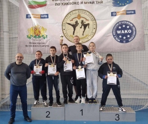 Варна Шест медала за козлодуйски кик-боксьори от държавното във Варна /СНИМКИ/