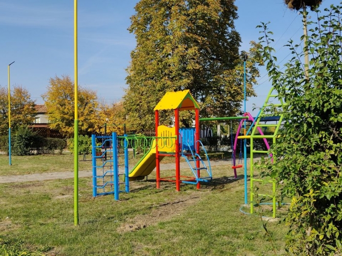  Нови площадки радват децата в Крушовица